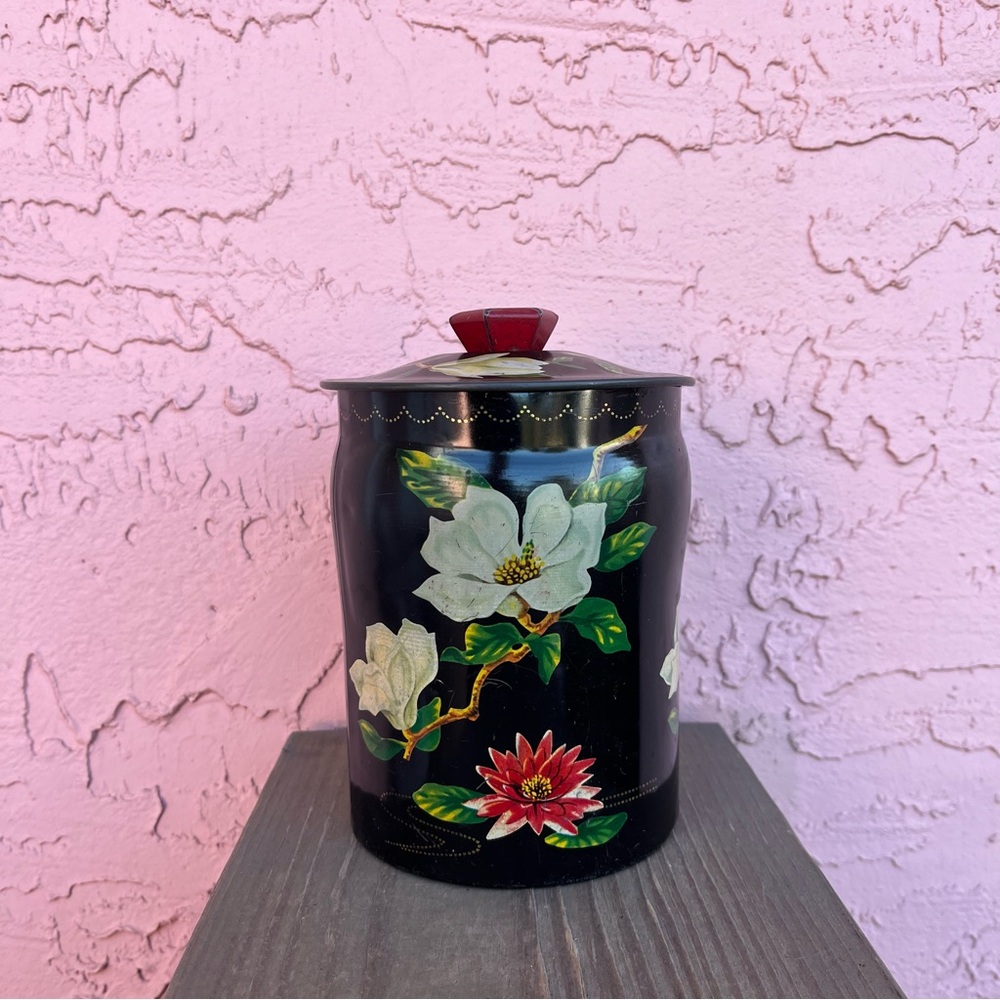 Vintage Collectible Floral Tin George W Horner and Co Patina Art Deco England
